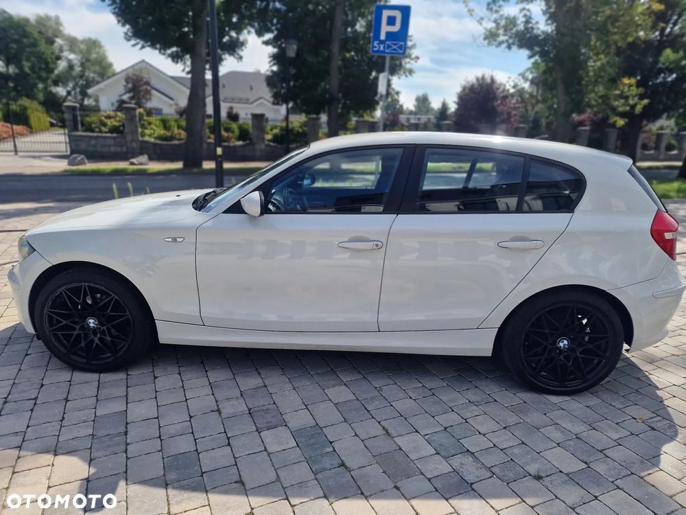 BMW Seria 1 116i - 8
