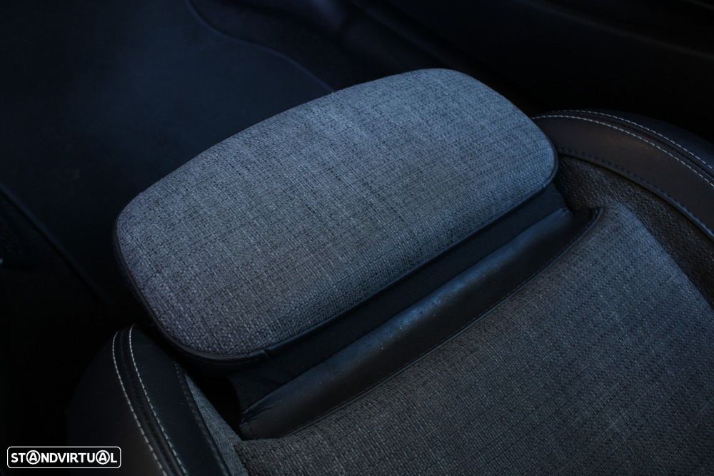 MINI 3 Portas One D - 32