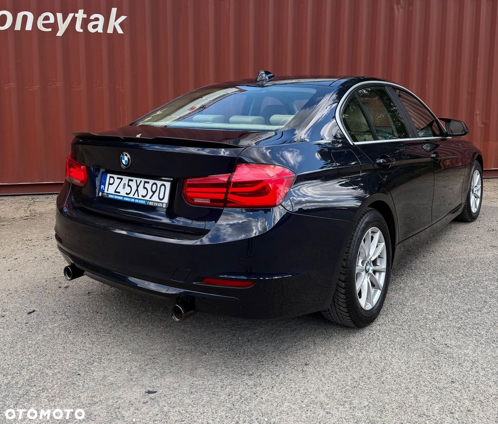 BMW Seria 3 318d Luxury Line - 8