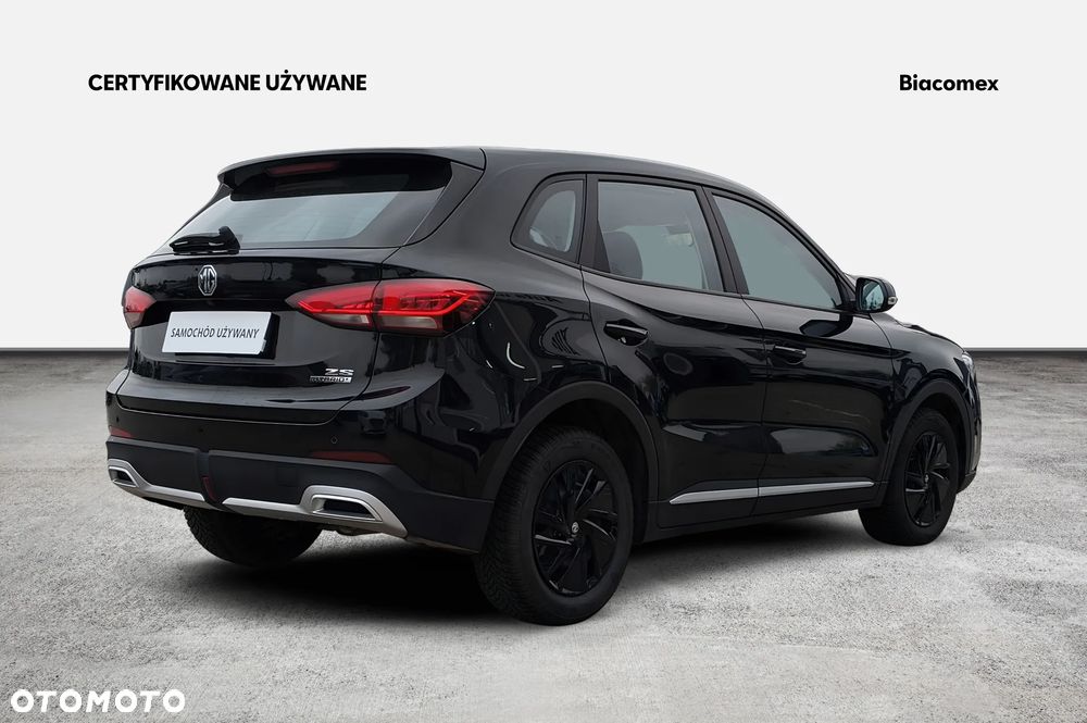 MG ZS - 6