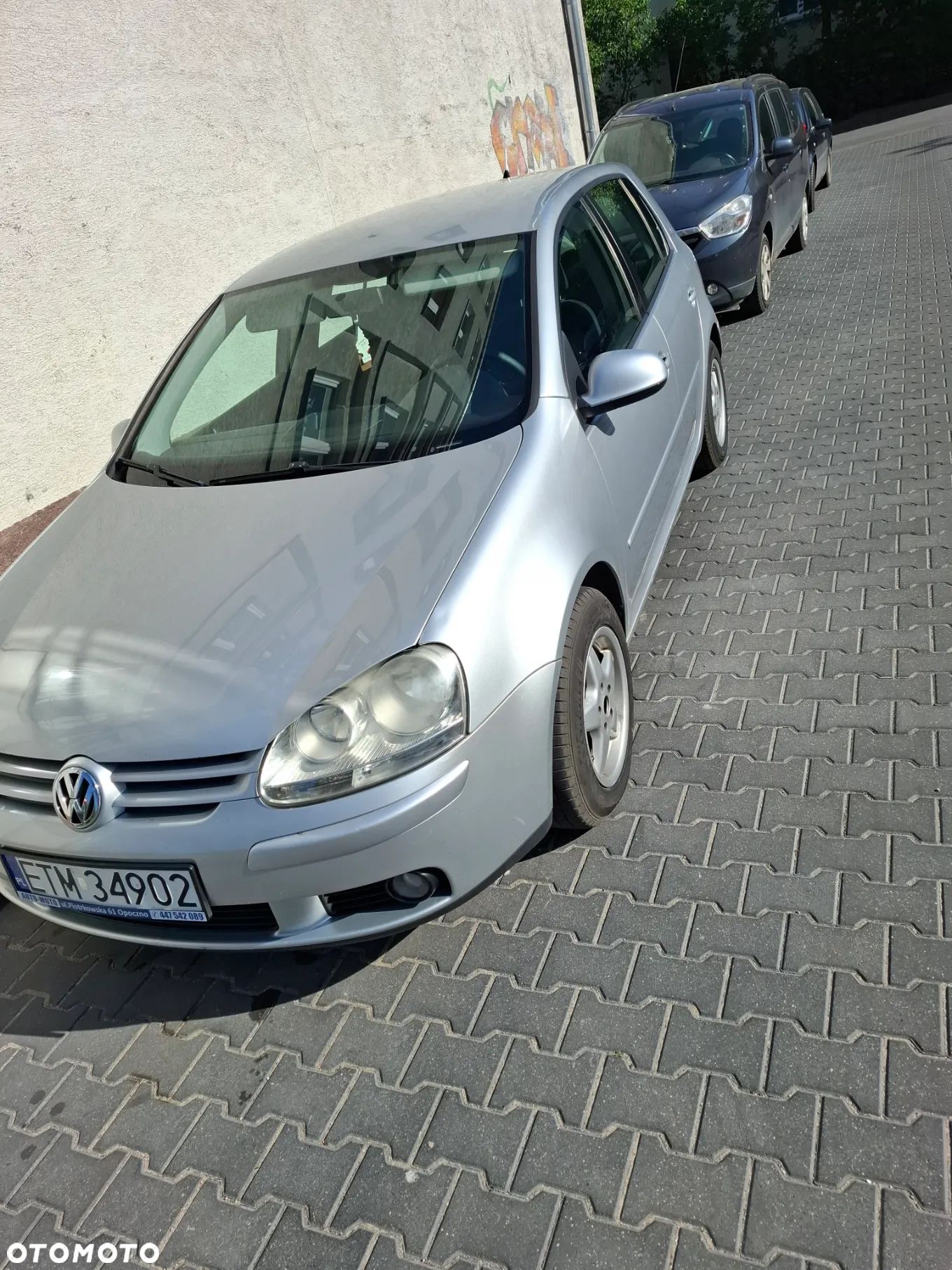 Volkswagen Golf V 1.9 TDI Comfortline - 1