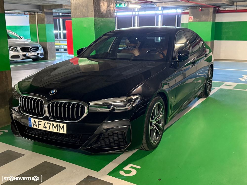 BMW 520 d Pack Desportivo M Auto - 1