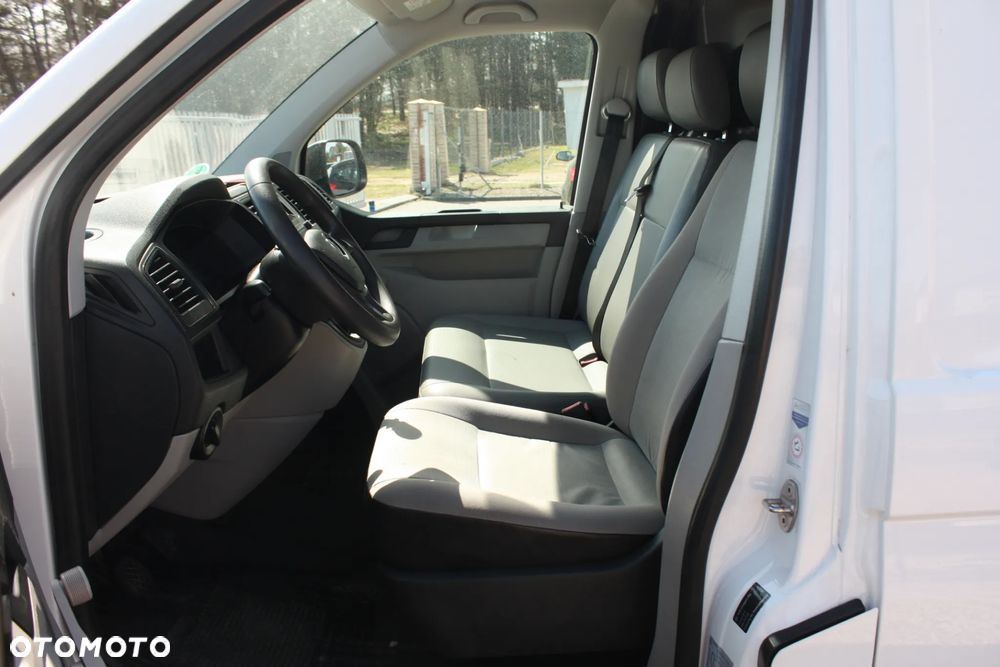 Volkswagen Transporter - 7