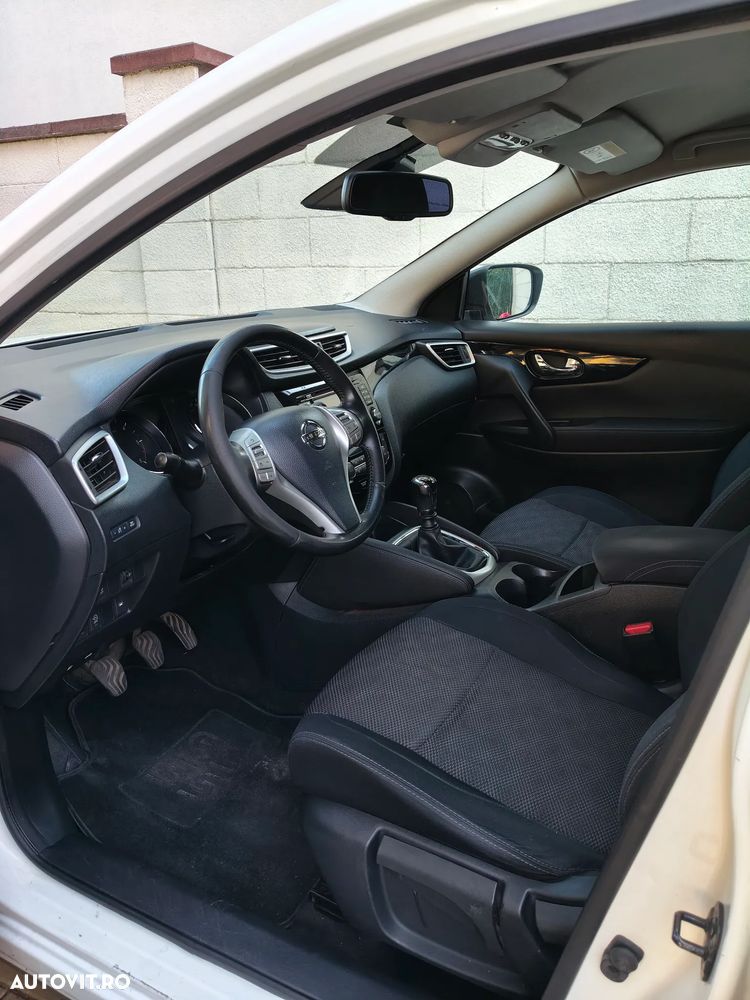 Nissan Qashqai 1.5 DCI Start/Stop N-Connecta - 22