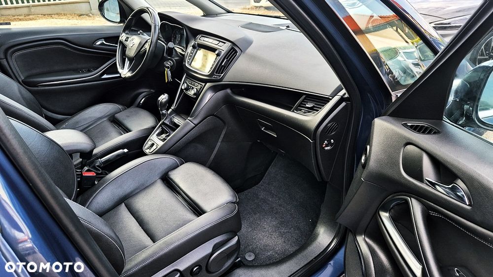Opel Zafira 1.4 T Cosmo - 34