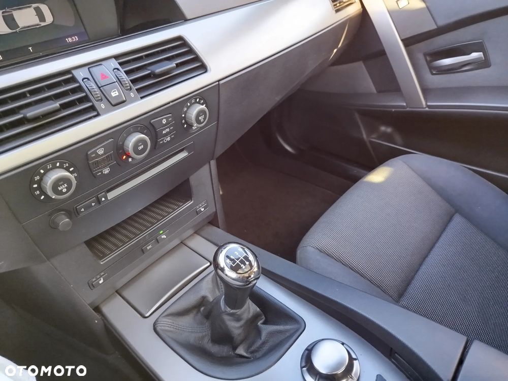 BMW Seria 5 - 21