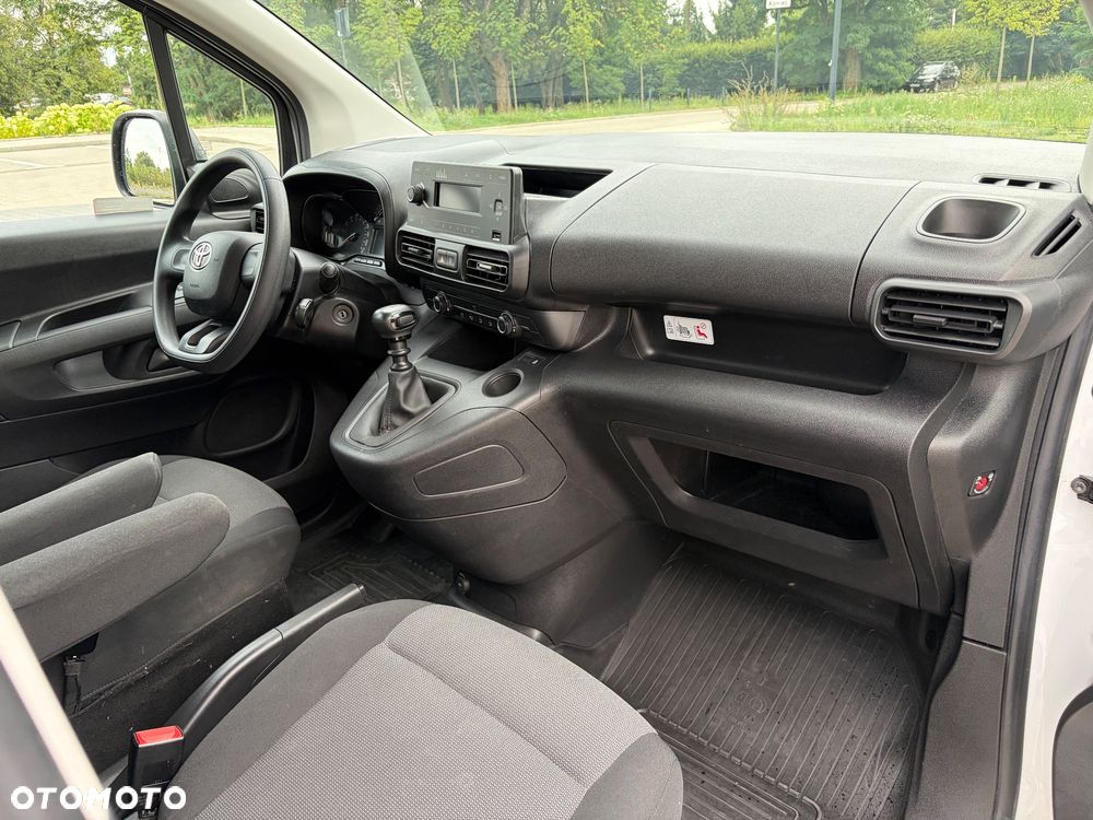 Toyota Proace City - 11