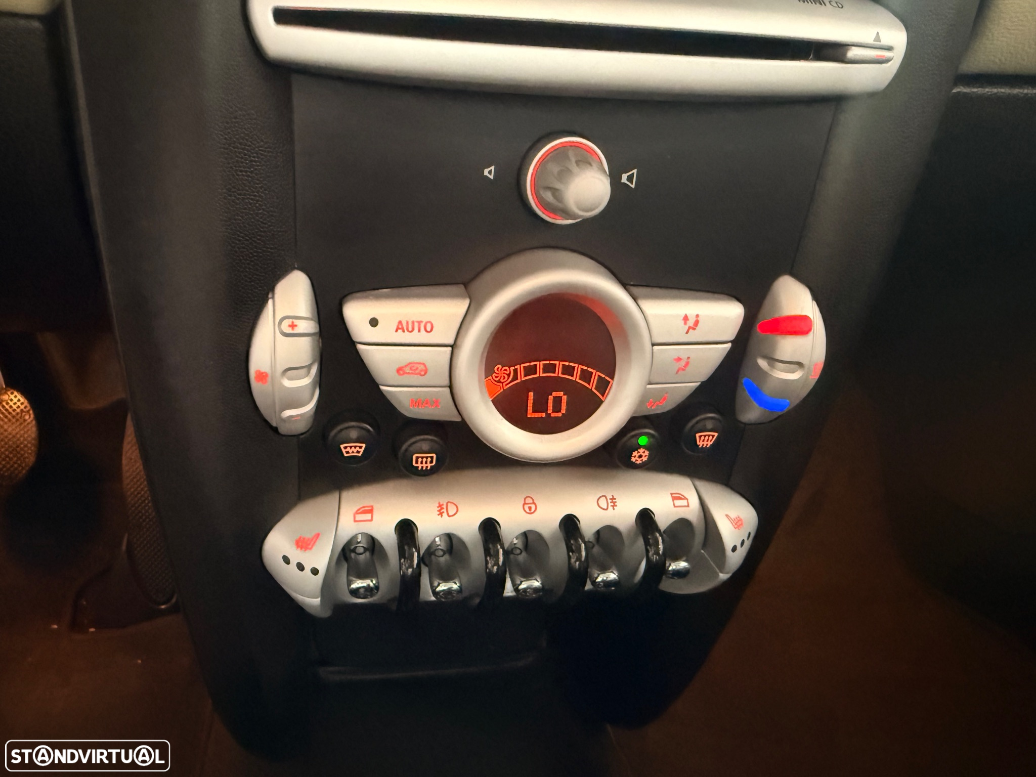 MINI 3 Portas One 1.4 - 6