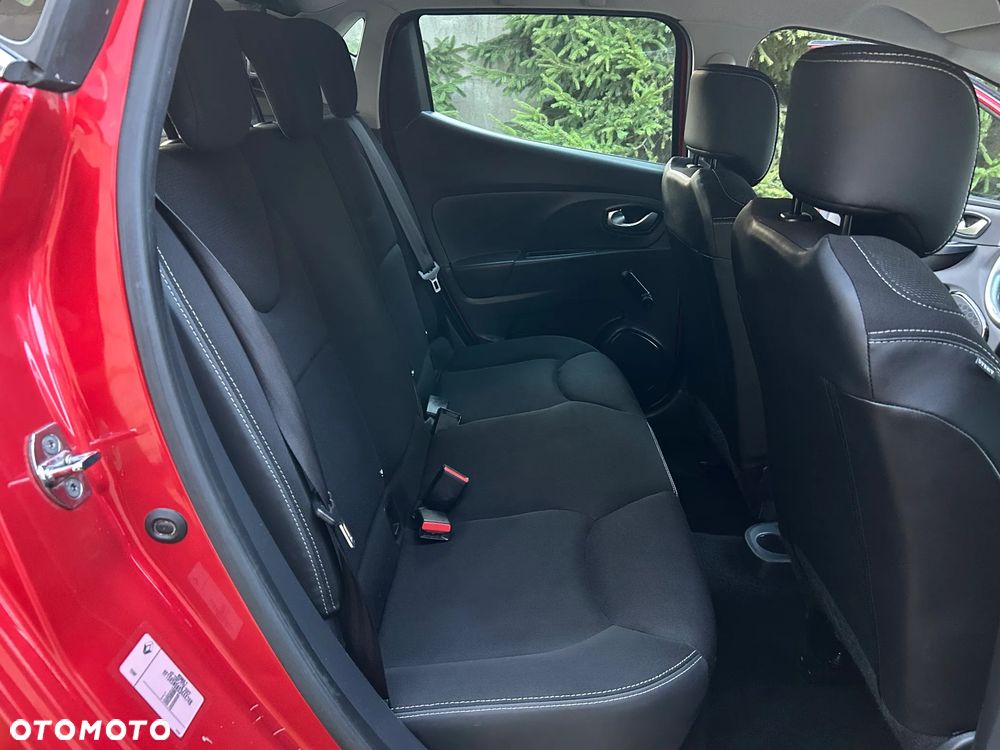 Renault Clio 1.2 16V 75 Life - 19