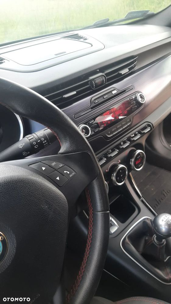 Alfa Romeo Giulietta 1.4 TB Distinctive - 21