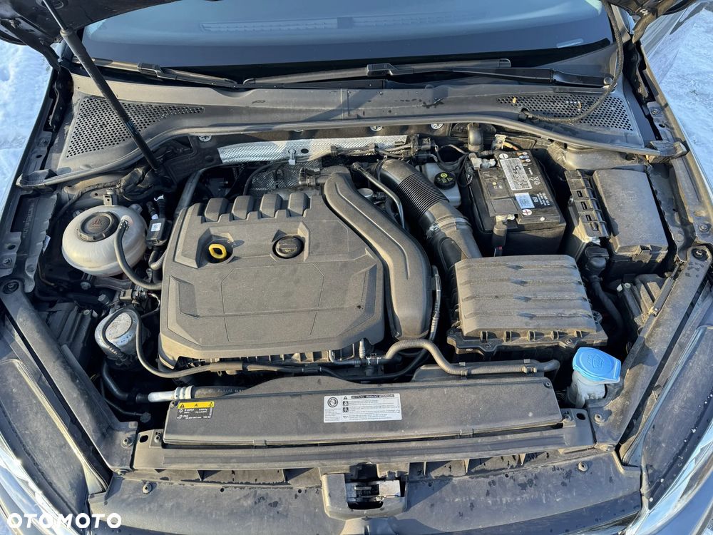 Volkswagen Golf 1.5 TSI BlueMotion ACT Highline - 24