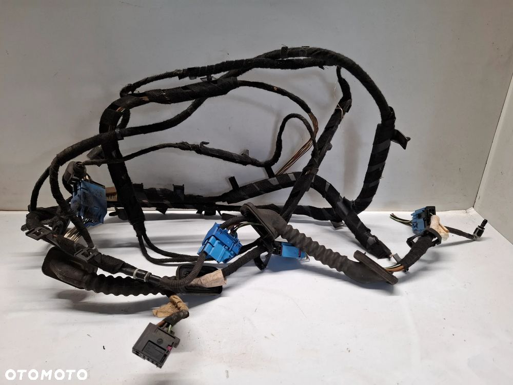 WIAZKA KLAPY BAGAZNIKA TYL VW TOURAN 1T0 SLASK WYSYLKA - 1