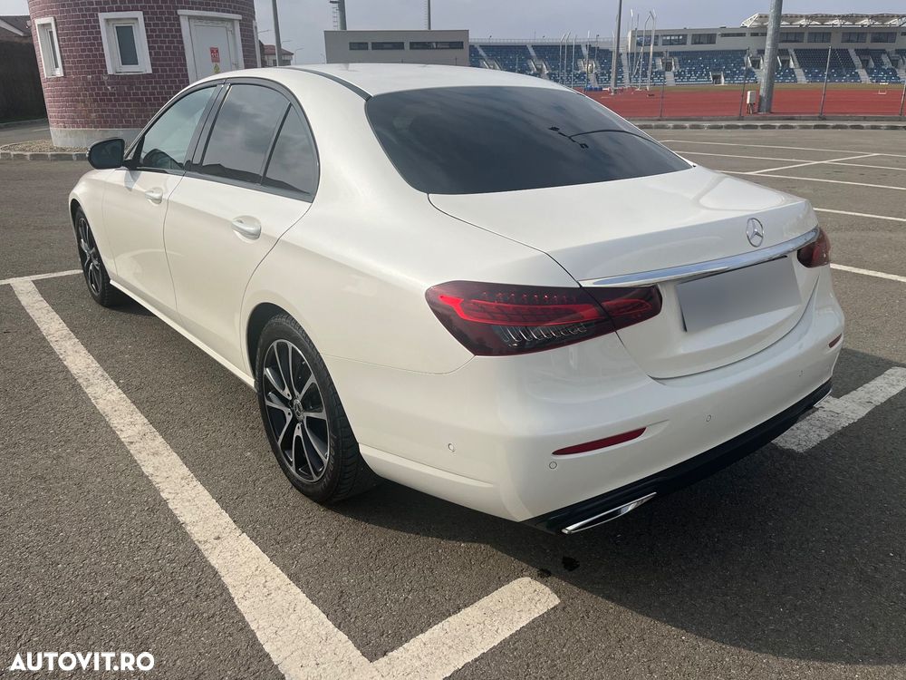 Mercedes-Benz E 200 d 9G-TRONIC Night Edition - 3