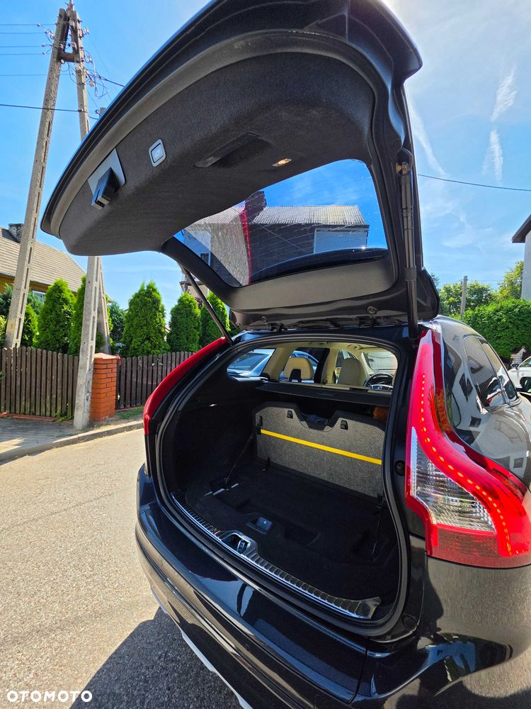 Volvo XC 60 - 8