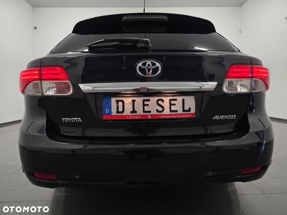 Toyota Avensis 2.0 D-4D Sol Premium - 37