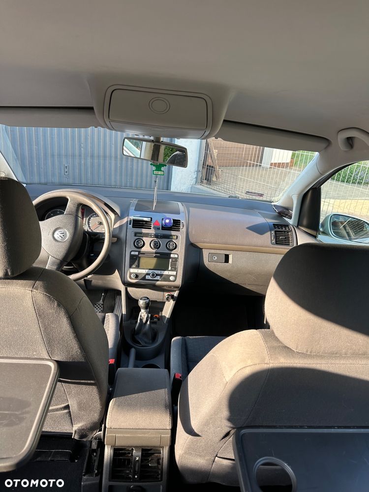 Volkswagen Touran 1.9 TDI Highline - 3