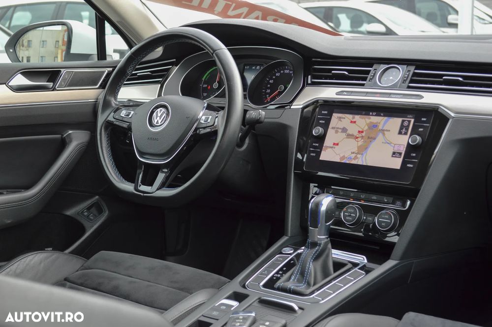Volkswagen Passat 1.4 TSI DSG GTE - 4