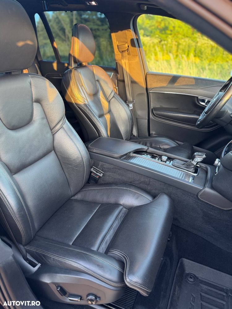 Volvo XC 90 D5 AWD R-Design - 4