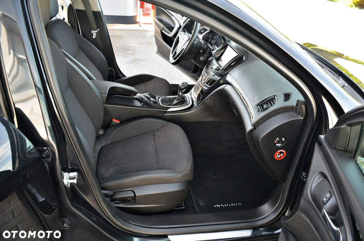 Opel Insignia - 17