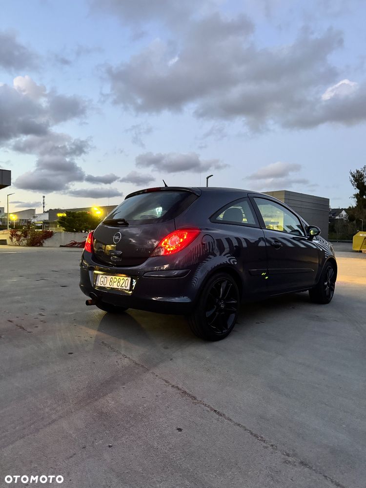 Opel Corsa 1.4 16V Sport - 5