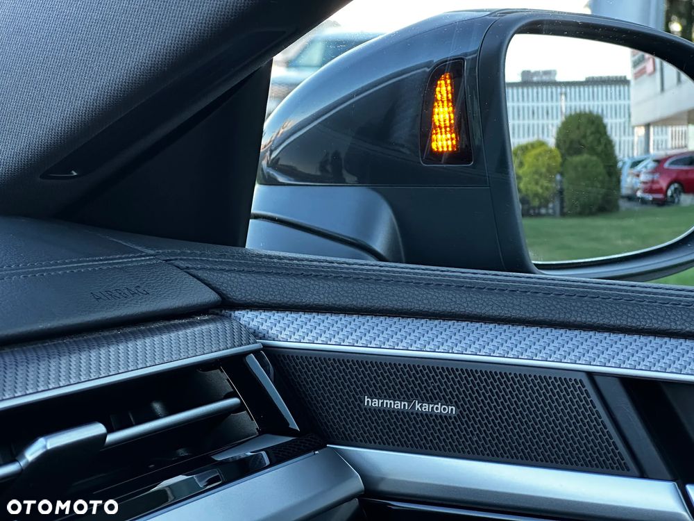 Volkswagen Arteon 2.0 TSI DSG R-Line - 37