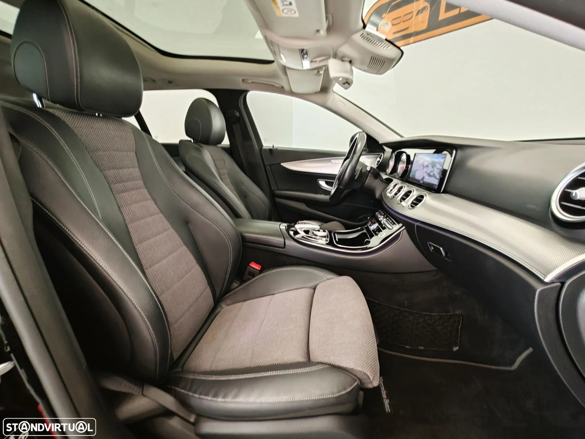 Mercedes-Benz E 220 d T 9G-TRONIC Exclusive - 40