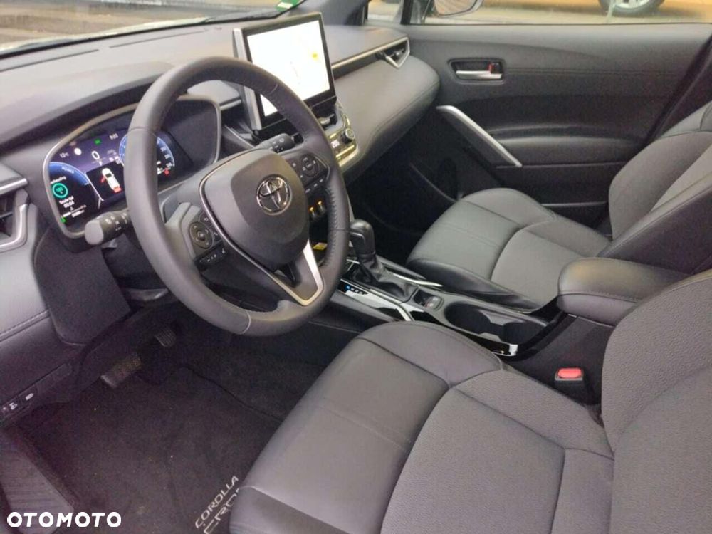 Toyota Corolla Cross - 5