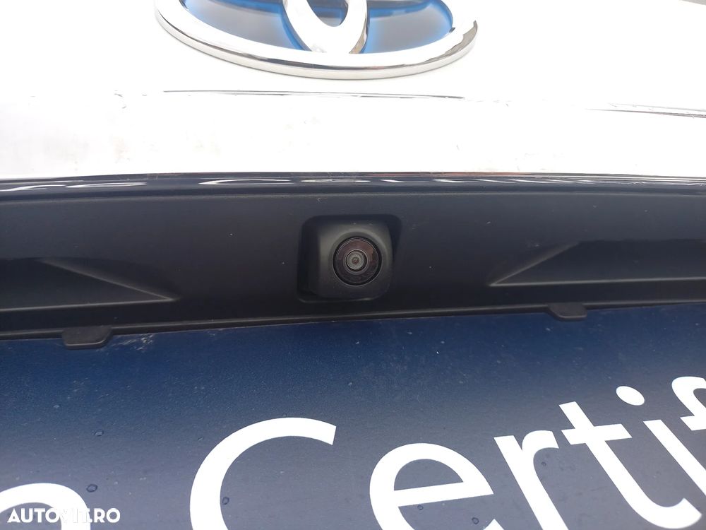 Toyota Corolla Sedan 1.8 HSD Business - 7