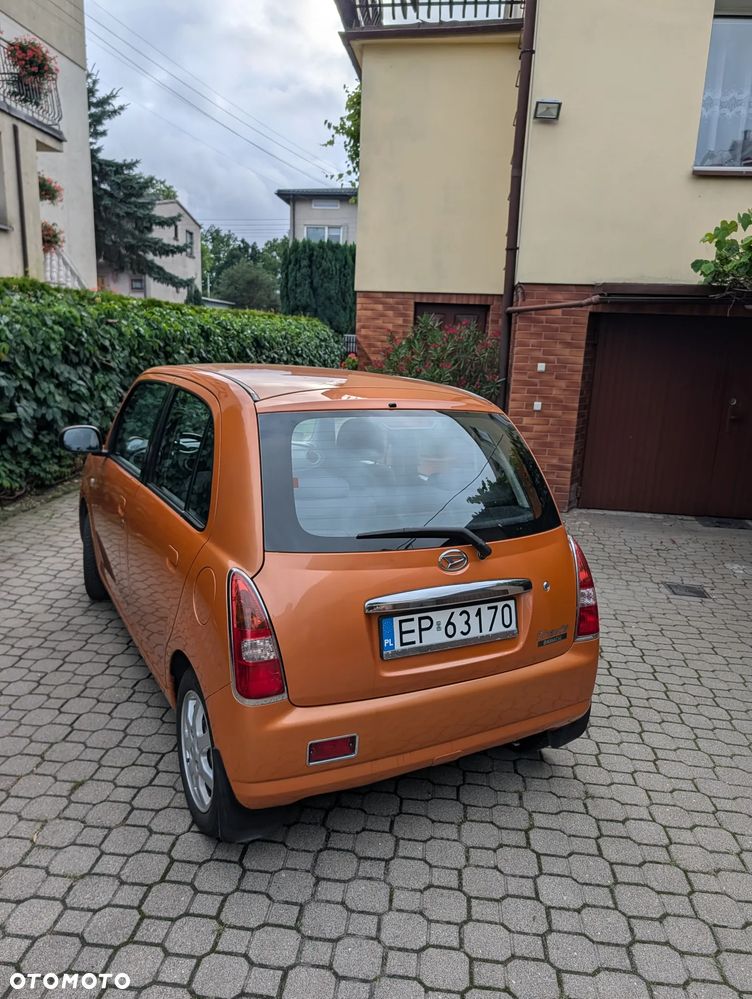 Daihatsu Trevis 1.0 - 4