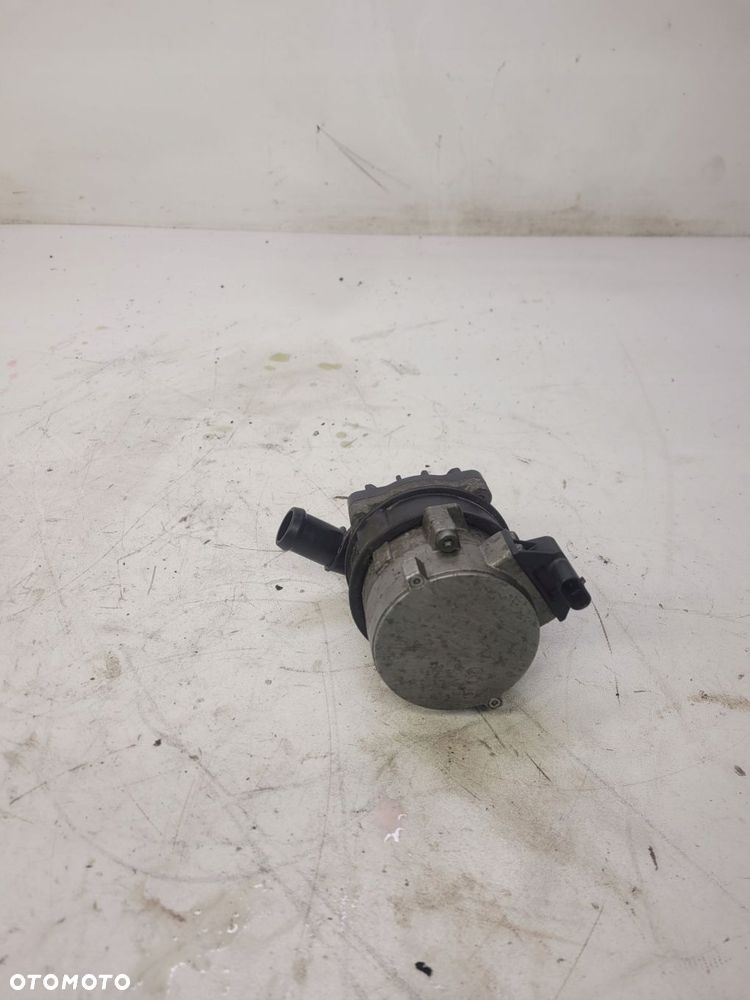 POMPA WODY AUDI A4 S4 S5 A6 A7 3.0 TFSI 8K0965567 - 4
