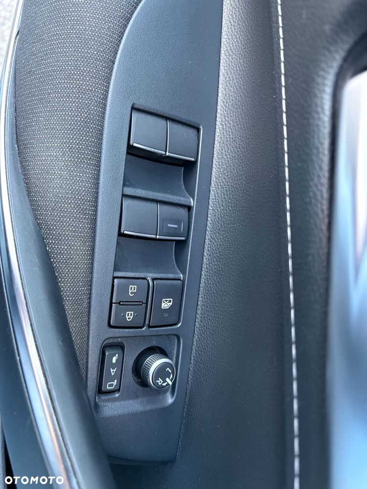 Toyota Corolla 2.0 Hybrid Style - 16