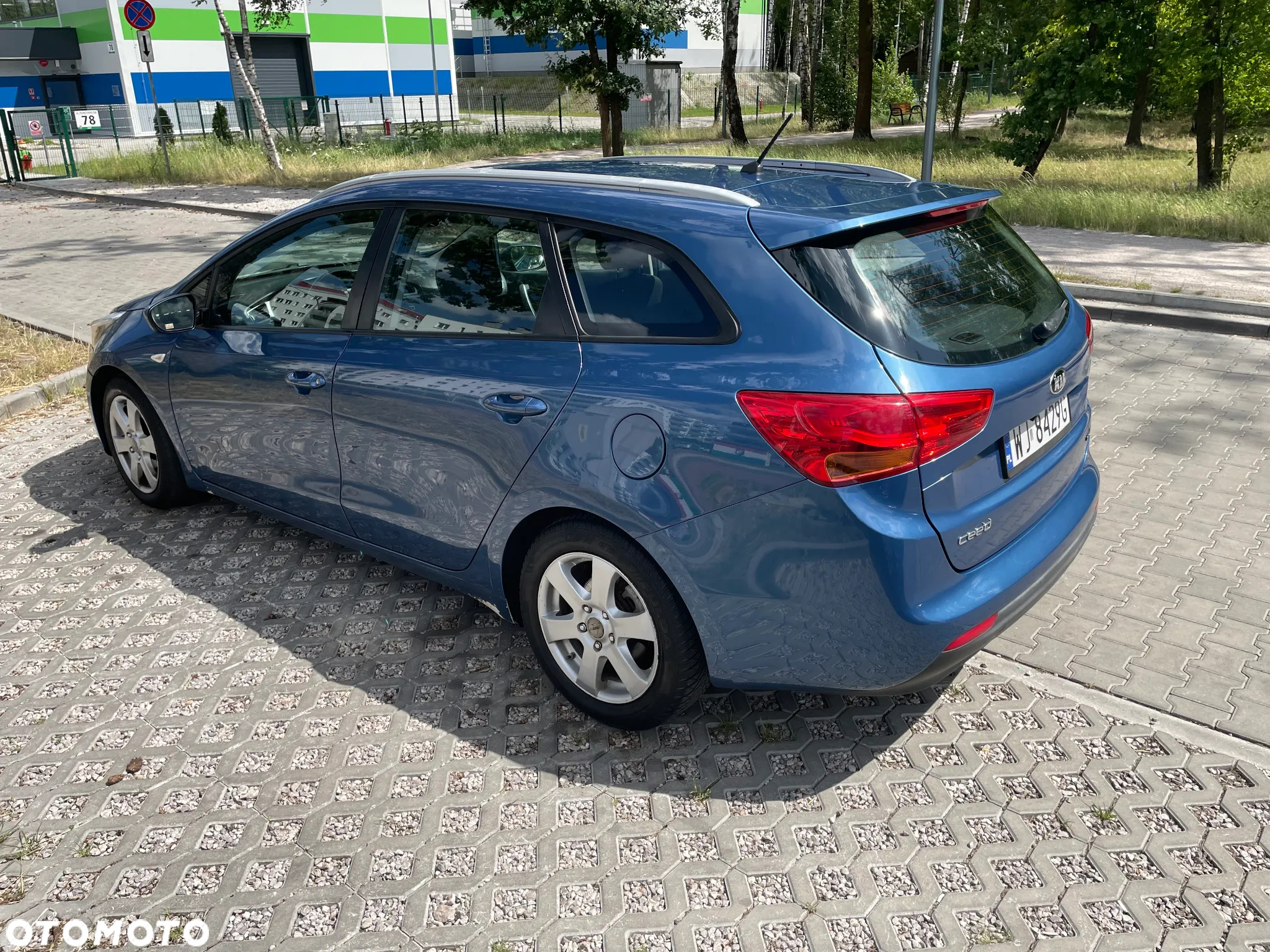 Kia Ceed Cee'd 1.6 CRDi L - 4
