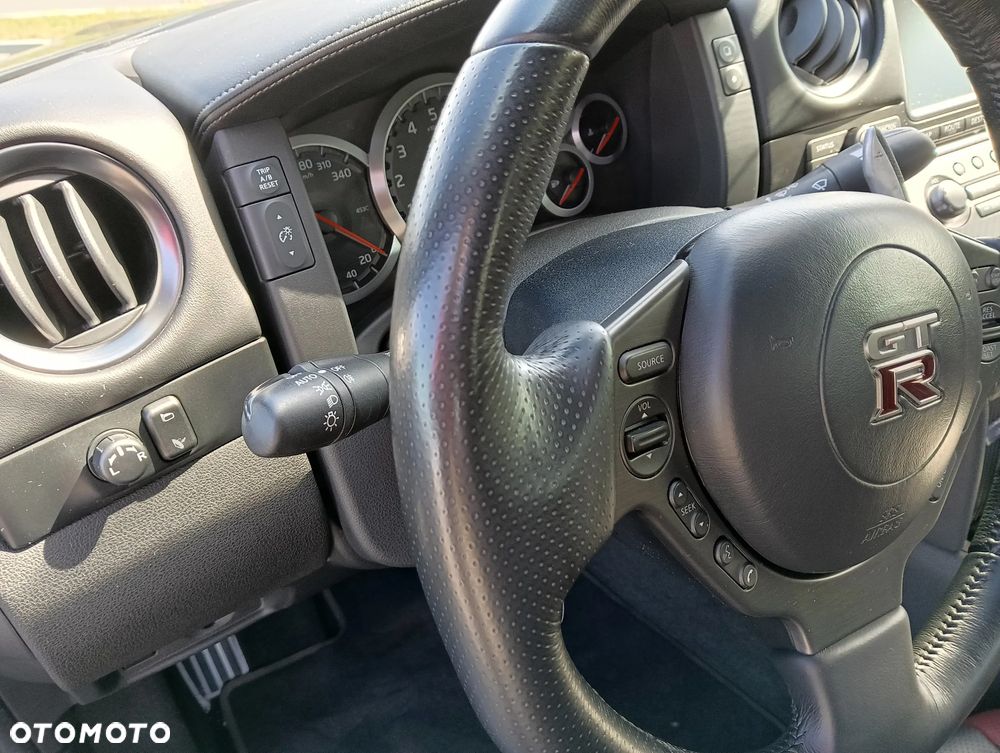 Nissan GT-R Black Edition - 26