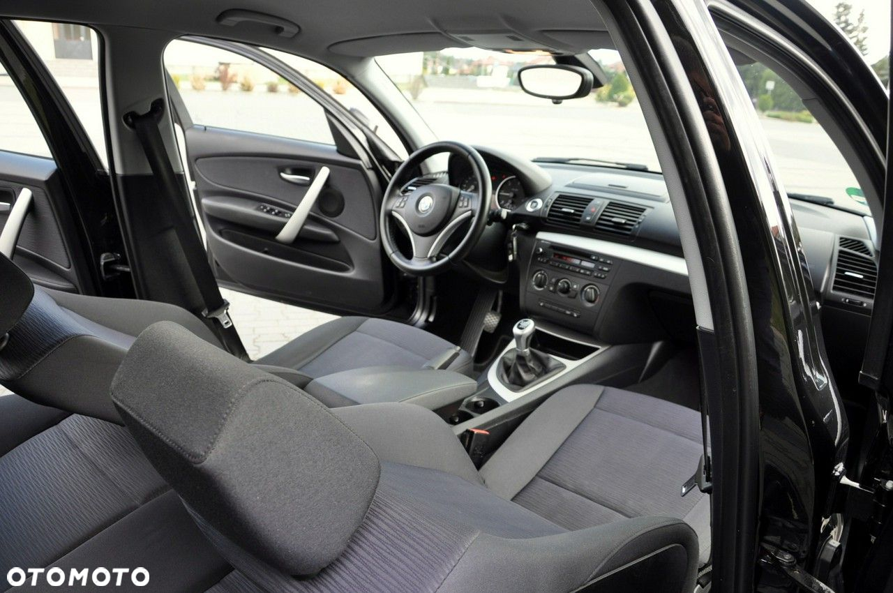 BMW Seria 1 - 23