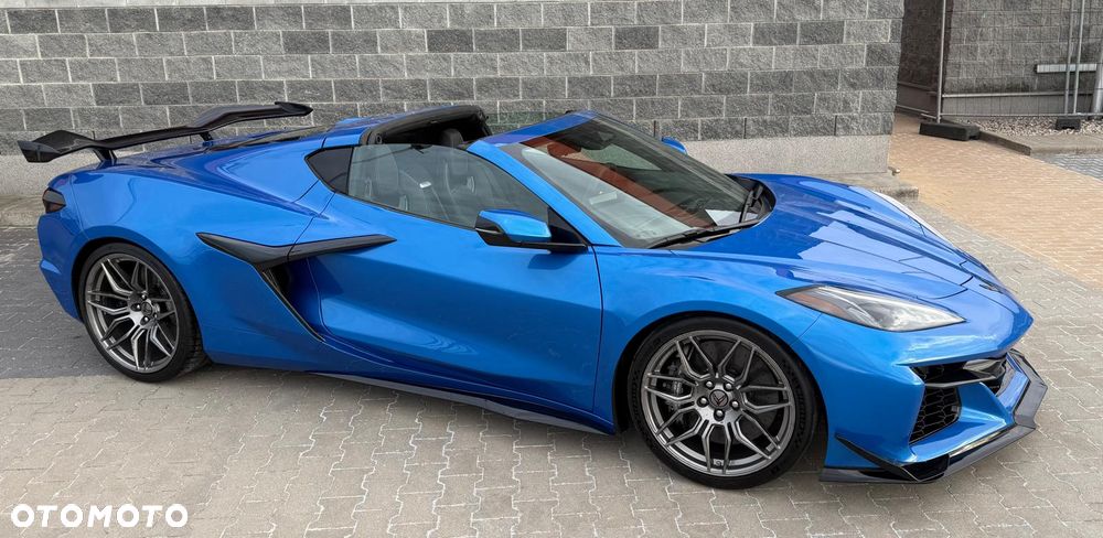 Chevrolet Corvette - 7