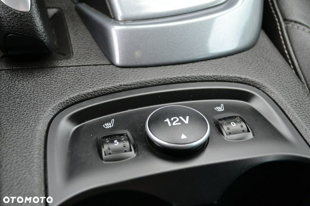 Ford Focus 1.6 Edition - 17