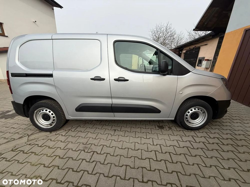 Opel COMBO - 6