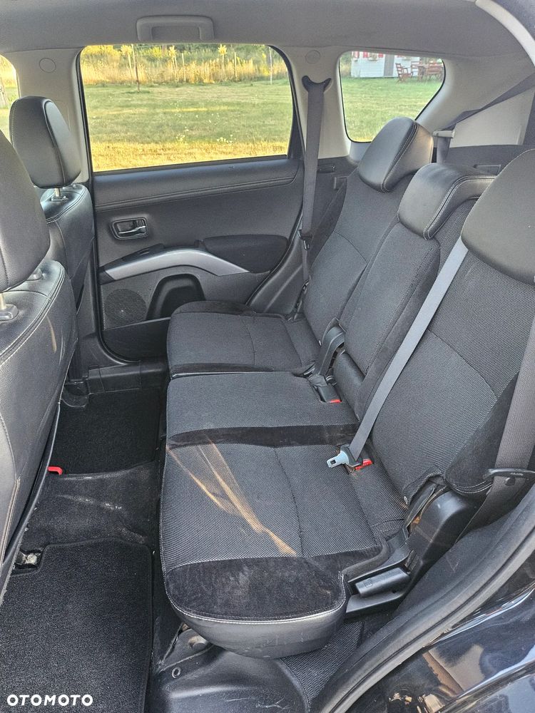 Mitsubishi Outlander 2.0 DID Intense - 12