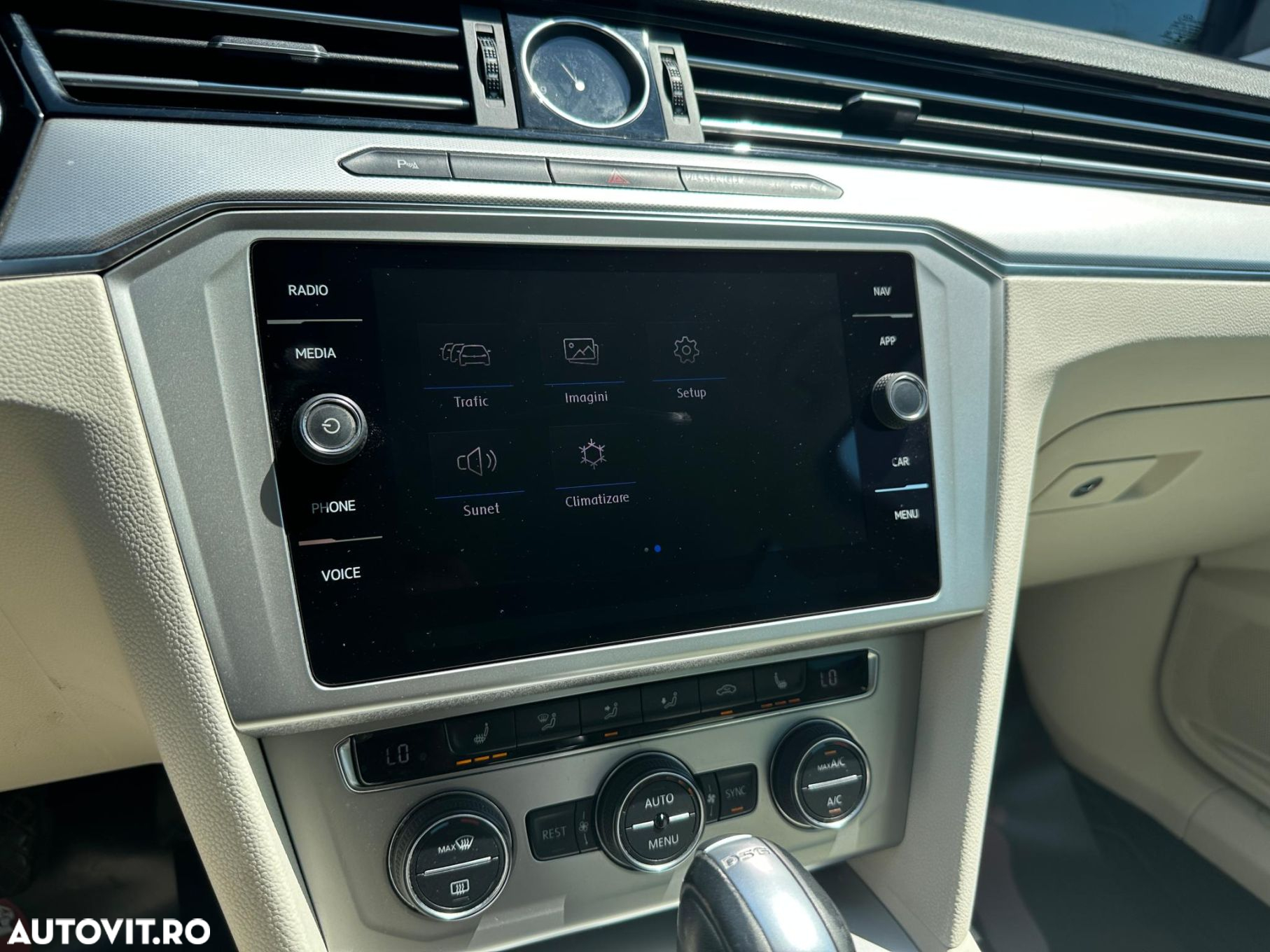 Volkswagen Passat - 14