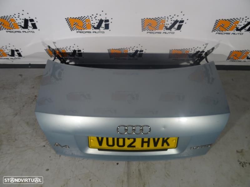 Tampa Da Mala Audi A4 (8E2, B6)  Mala De Um Audi A4 B6 Sedan - 4
