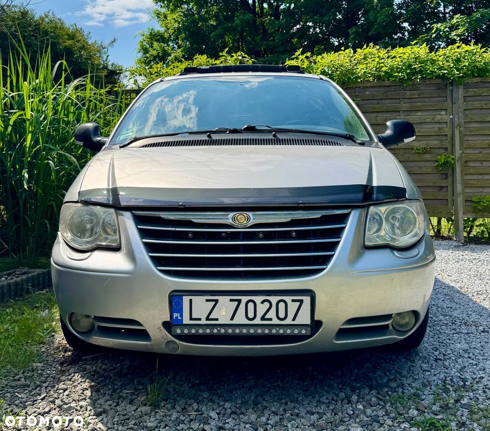 Chrysler Grand Voyager - 3