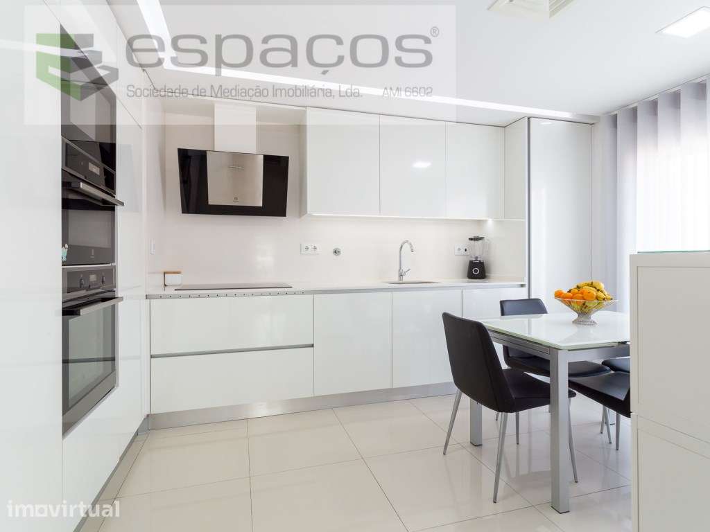 T2 SEMI- NOVO na Qta da Parreirinha, Bobadela - Grande imagem: 2/25