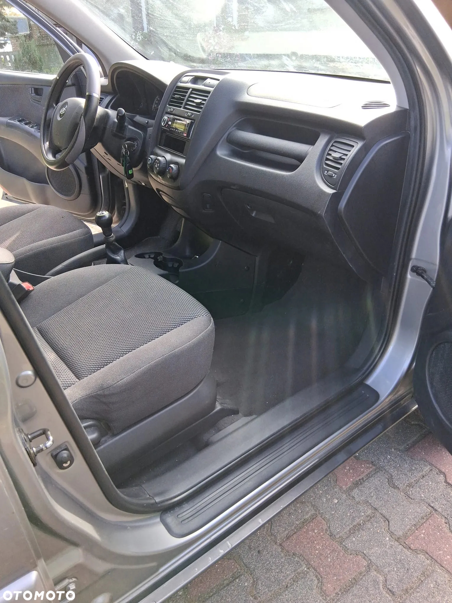 Kia Sportage 2.0 2WD LX - 10