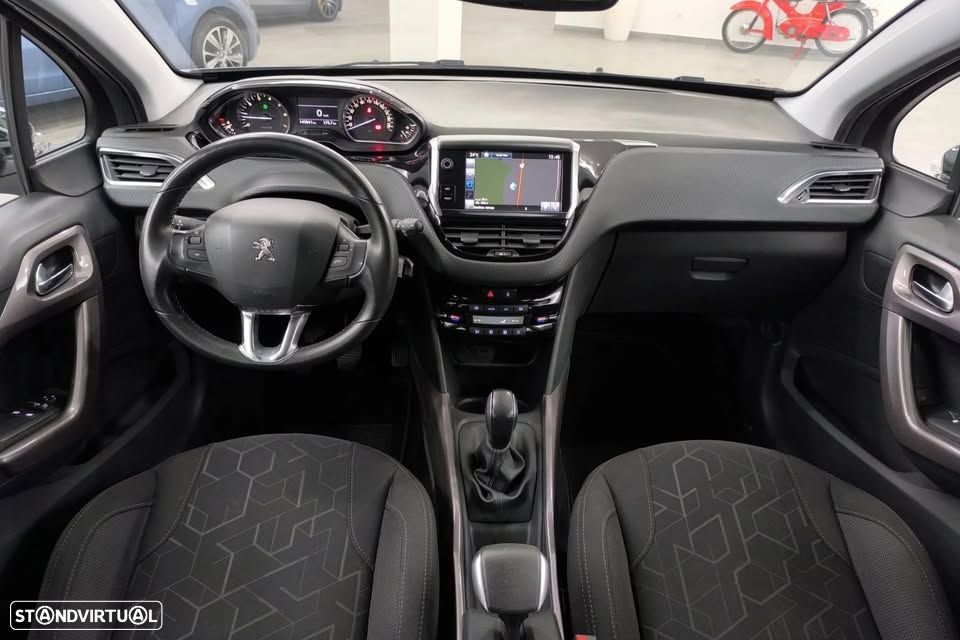 Peugeot 2008 PureTech 82 Allure - 9