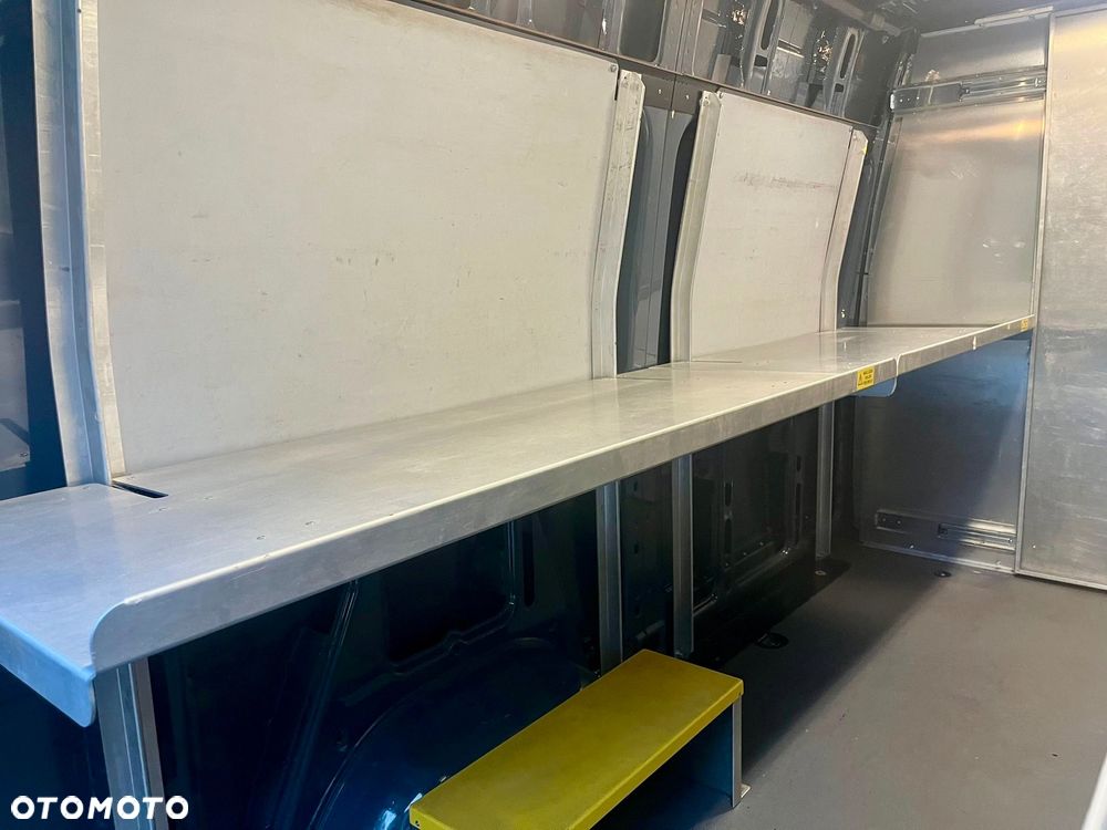 Mercedes-Benz SPRINTER - 9