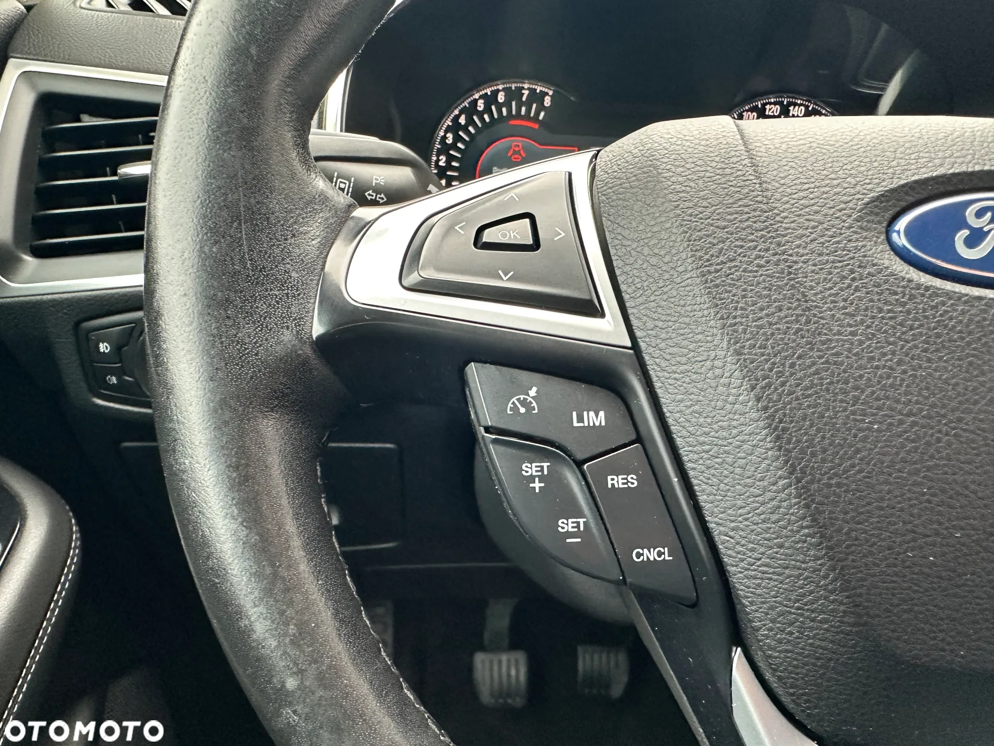 Ford S-Max 1.5 Eco Boost Start-Stopp Titanium - 35