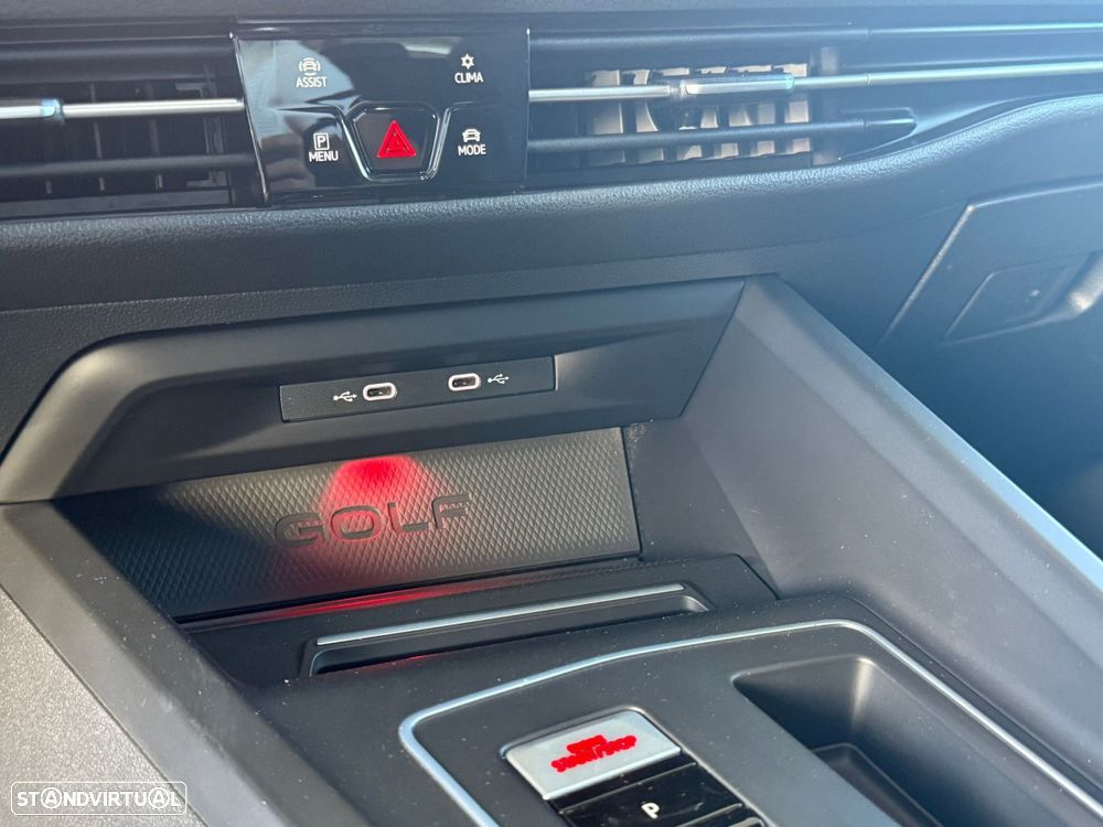 VW Golf 2.0 TSI GTI Clubsport 45 Years DSG - 40