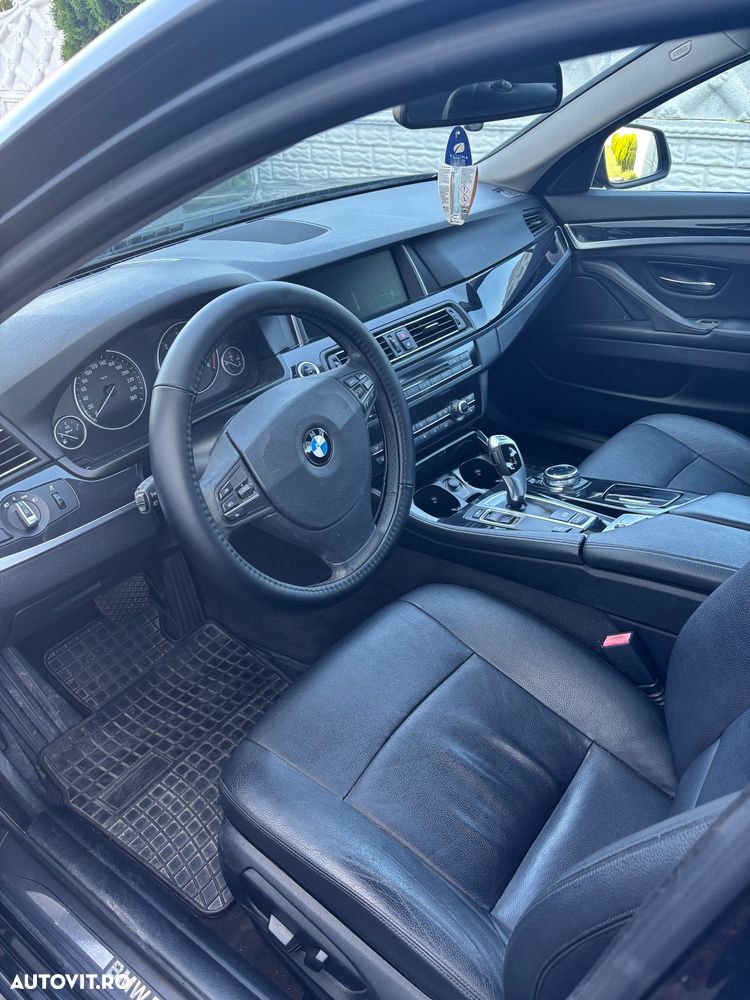 BMW Seria 5 525d Aut. - 6