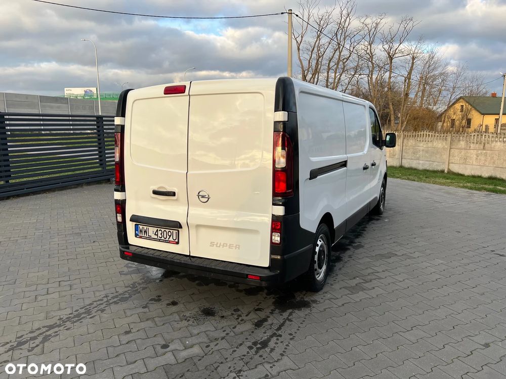 Opel Vivaro - 7