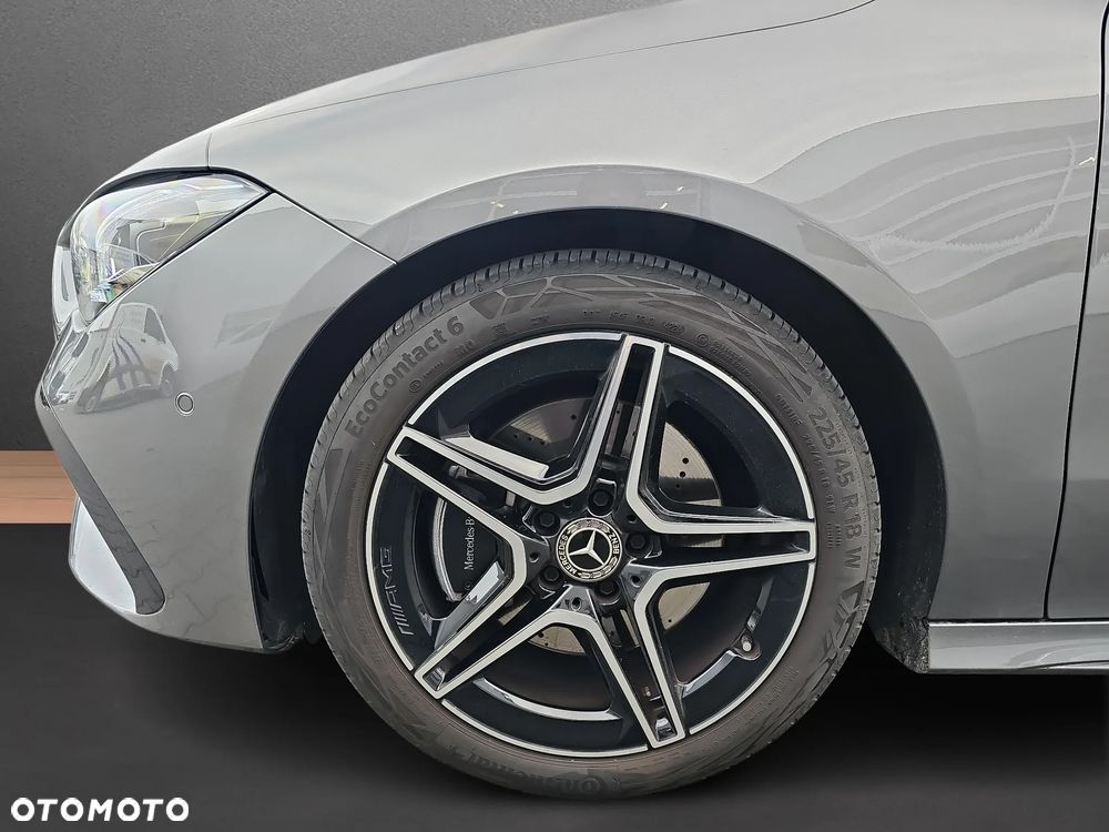 Mercedes-Benz CLA 200 7G-DCT AMG Line Advanced Plus - 9